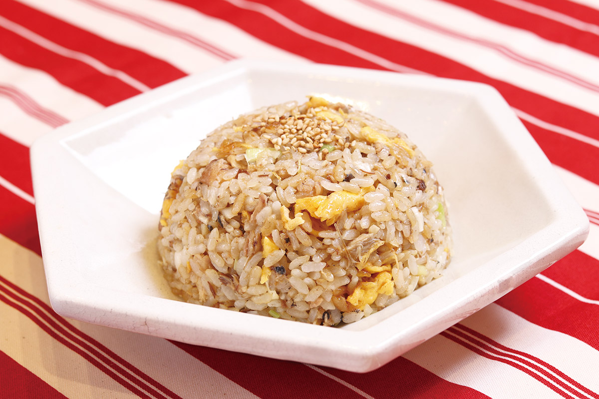 サバ缶チャーハン
